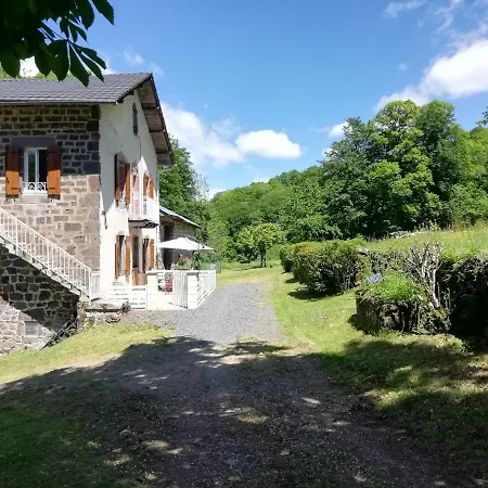 Maison à La Campagne Au Cœur Du Cantal Dept 15 * Marmanhac