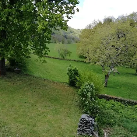 Maison A La Campagne Au Coeur Du Cantal Dept 15 * Marmanhac